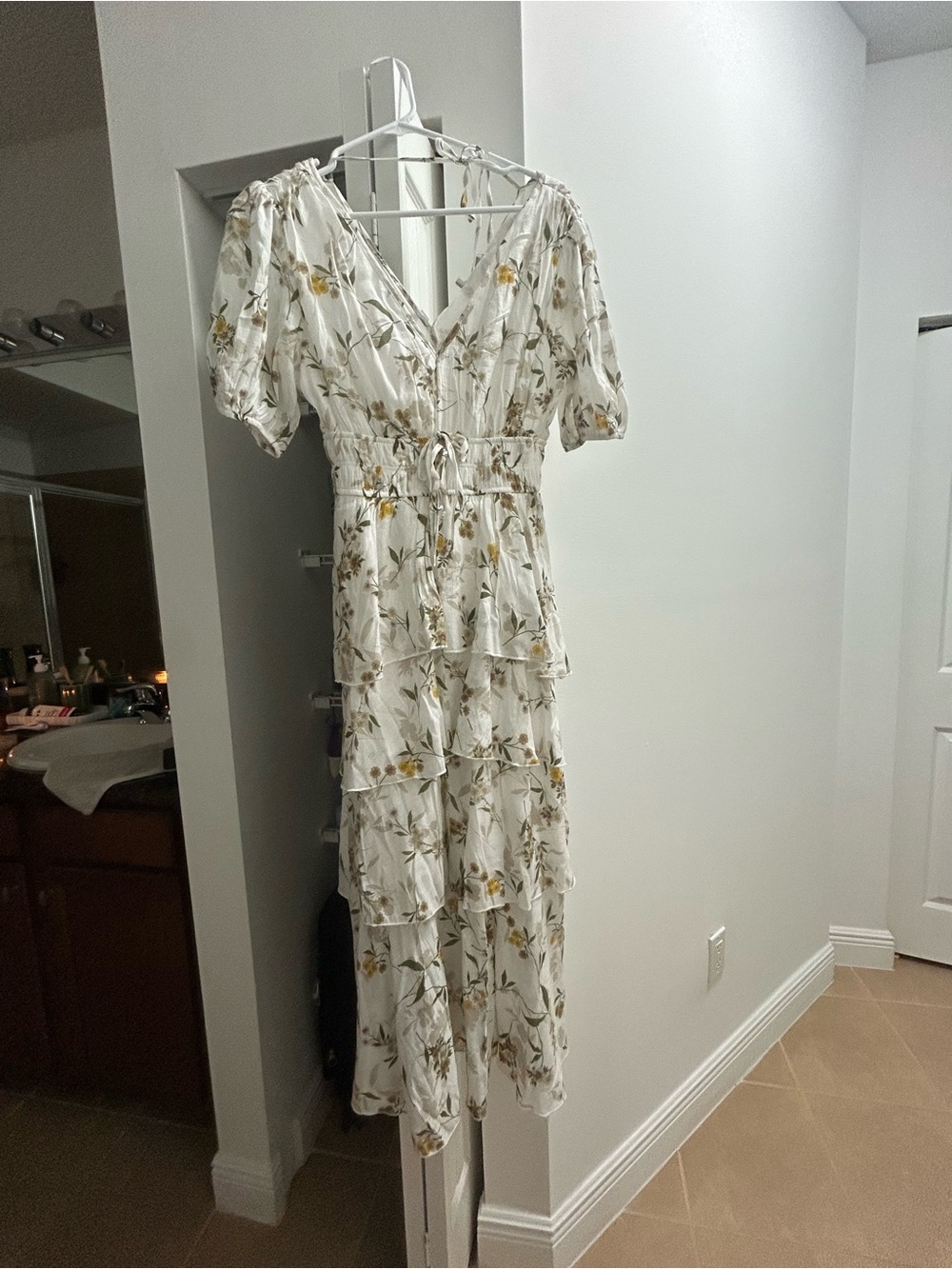 White Floral Tiered Maxi Dress with Puff Sleeves